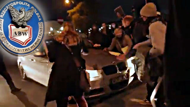 Kierowca, który potrącił protestujących to policjant z ABW!