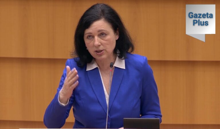 Jourova zgasiła Szydło w PE. Przypomniała jej czasy komuny i jak wtedy wyglądały media